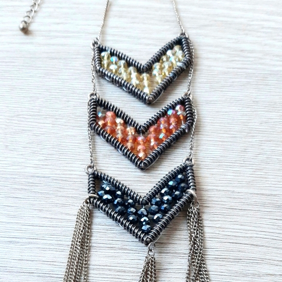Chevron beaded statement necklace - Picture 1 of 7